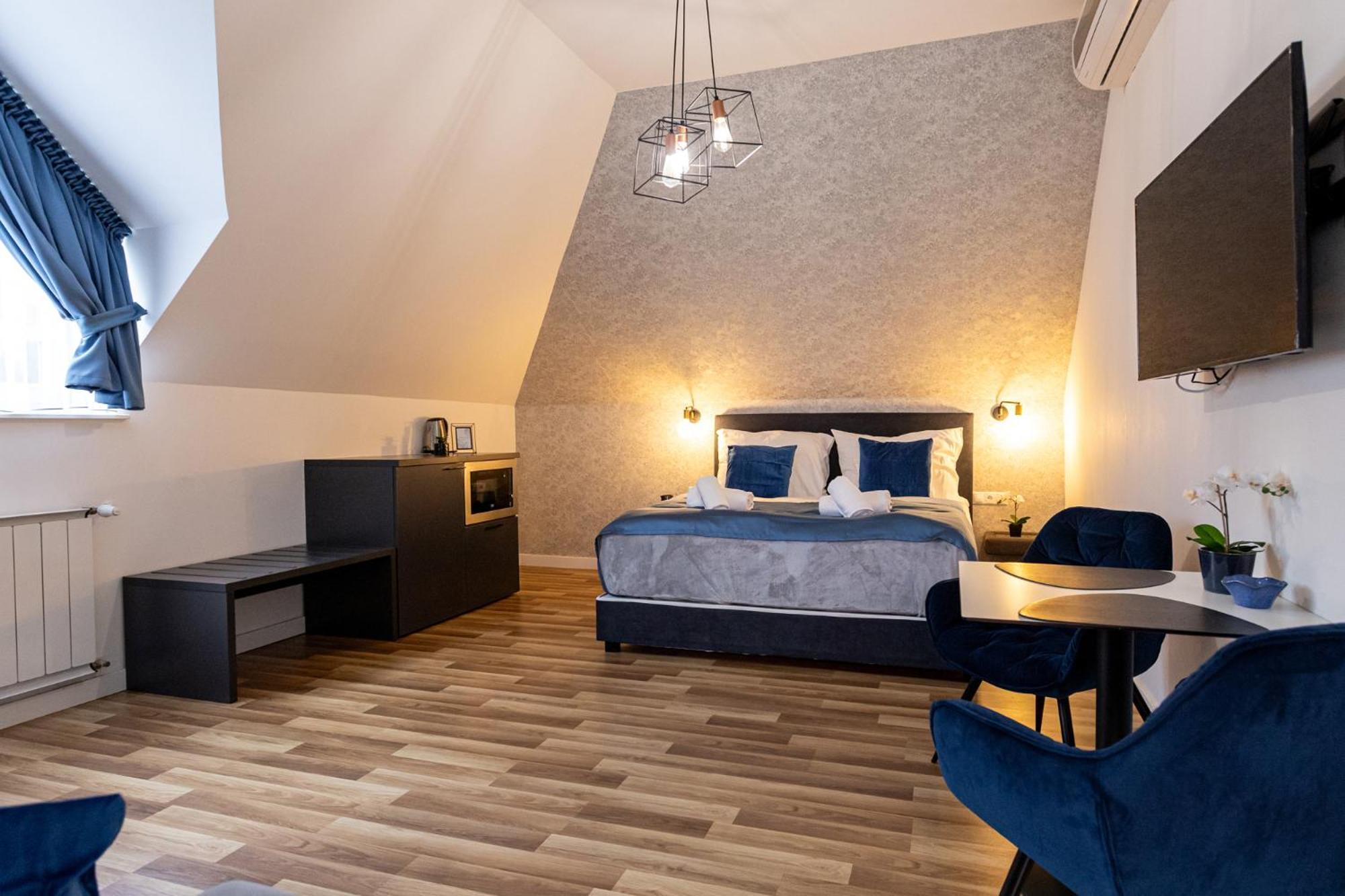 Balatonalmádi Hotel Clariss מראה חיצוני תמונה